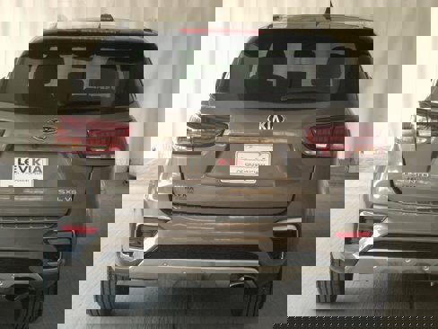 Used 2019 Kia Sorento SX image 28