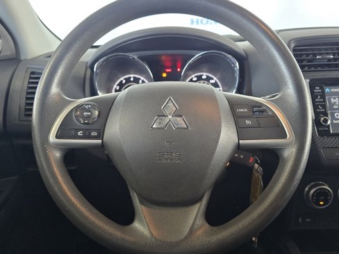 Used 2023 Mitsubishi Outlander Sport ES image 10