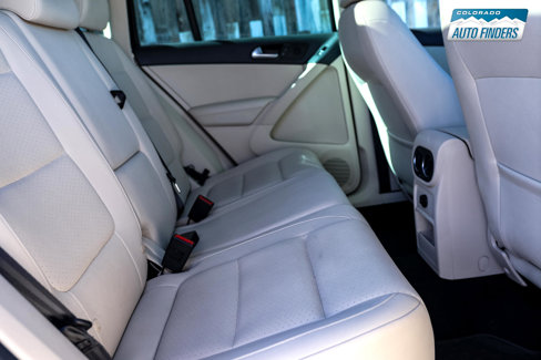 Used 2012 Volkswagen Tiguan SE image 22