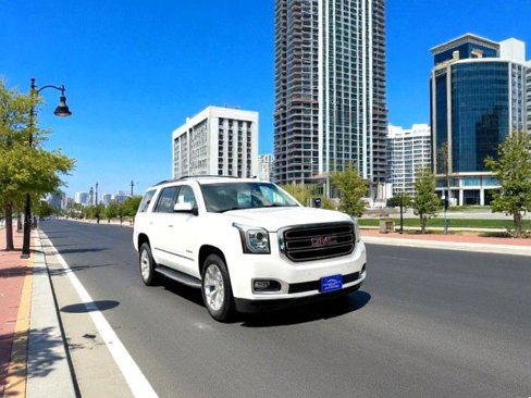 Used 2018 GMC Yukon SLT image 1