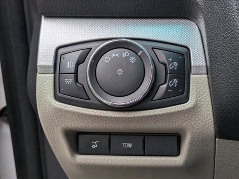 Used 2014 Ford Explorer XLT w/ Equipment Group 202A image 14