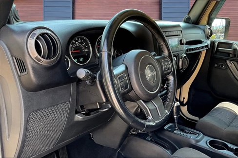 Used 2011 Jeep Wrangler Unlimited Sport image 12