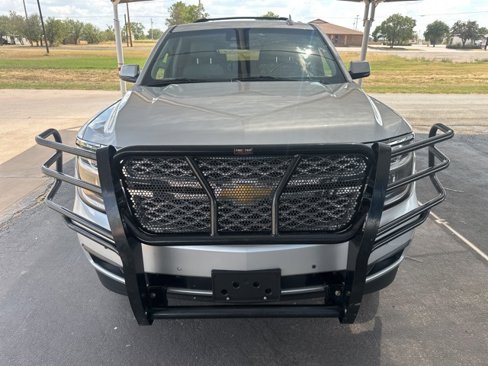 Used 2019 Chevrolet Suburban LT w/ LT Signature Package image 2