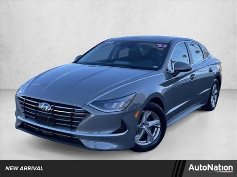 Used 2023 Hyundai Sonata SE image 1