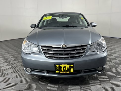 Used 2010 Chrysler Sebring Limited w/ Navigation & Sound Group I image 3