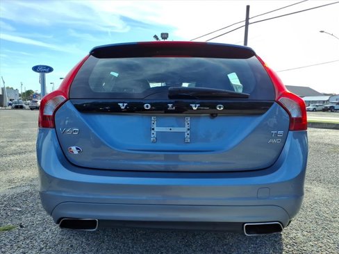 Used 2017 Volvo V60 T5 Platinum w/ Climate Package image 5