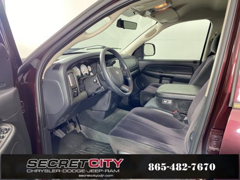 Used 2004 Dodge Ram 1500 Truck SLT image 9