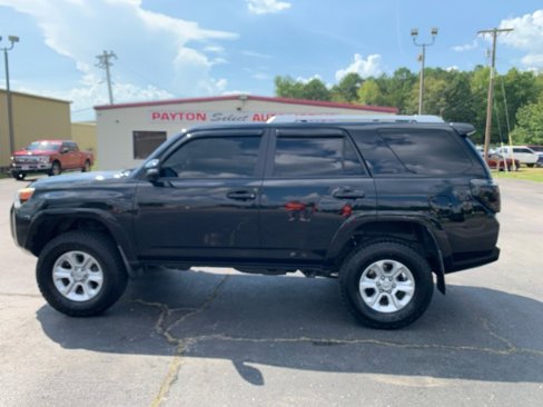 Used 2015 Toyota 4Runner SR5 image 1