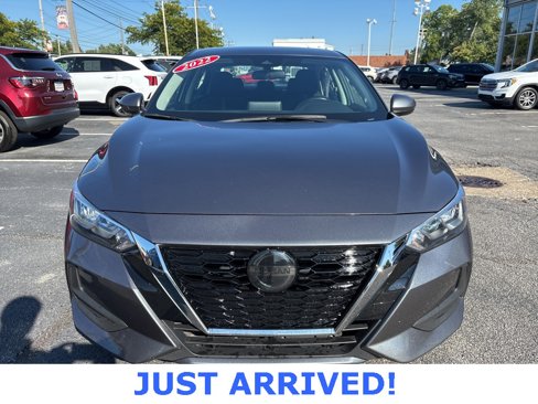 Used 2022 Nissan Sentra SV image 2