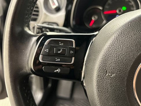 Used 2017 Volkswagen Beetle 1.8T S image 36