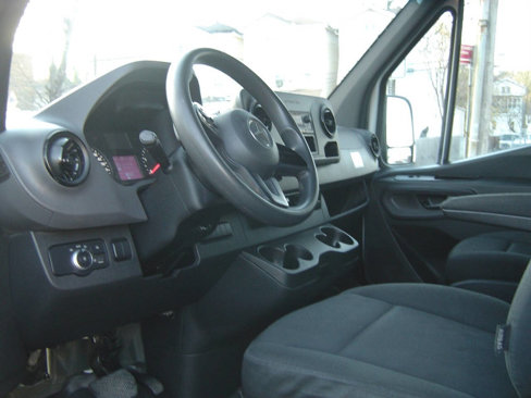Used 2020 Mercedes-Benz Sprinter 2500 w/ Driver Convenience Package image 7