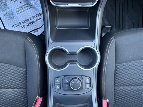 Used 2021 GMC Terrain SLE w/ Driver Convenience Package image 26