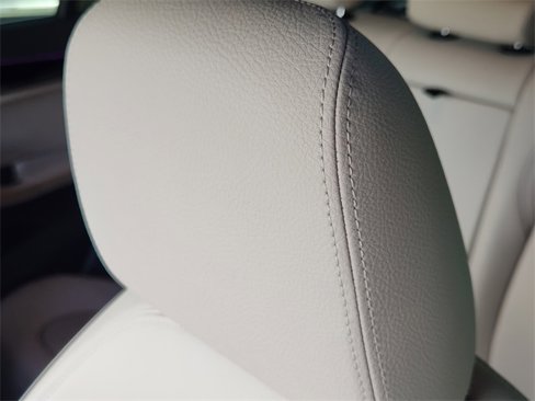 Used 2020 BMW X1 sDrive28i image 16
