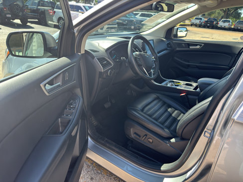 Used 2024 Ford Edge SEL image 9