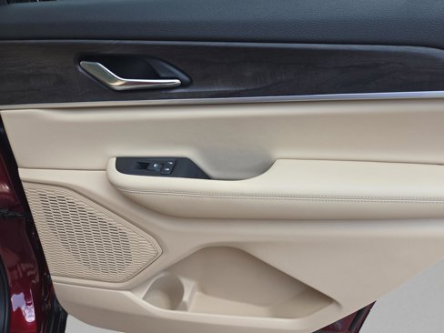 New 2025 Jeep Grand Cherokee L Limited image 24