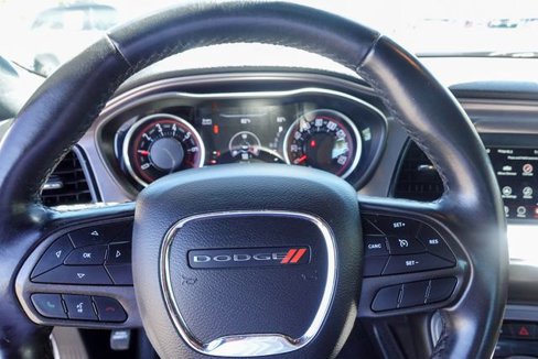 Used 2023 Dodge Challenger SXT image 17