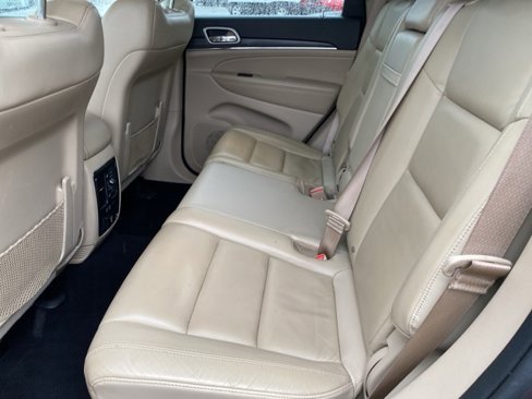 Used 2020 Jeep Grand Cherokee Limited w/ Premium Lighting Group image 31