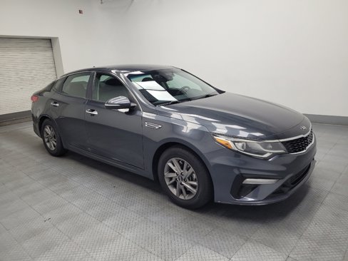 Used 2020 Kia Optima LX image 11