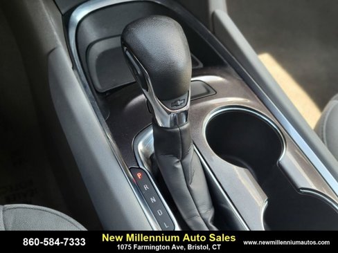 Used 2023 Chevrolet Malibu LT image 26