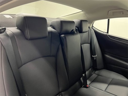 Certified 2022 Lexus ES 350 image 13