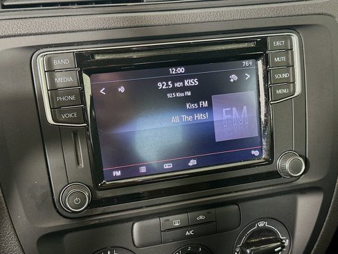 Used 2016 Volkswagen Jetta S image 18