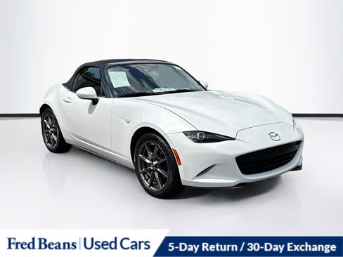 Used 2016 MAZDA MX-5 Miata Grand Touring image 1