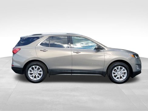 Certified 2019 Chevrolet Equinox LT w/ Sun & Navigation Package image 6