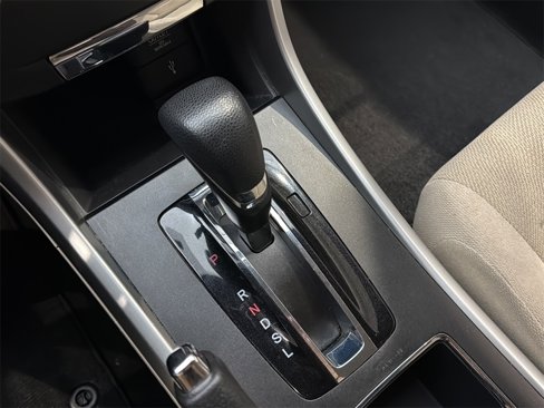 Used 2013 Honda Accord LX image 22