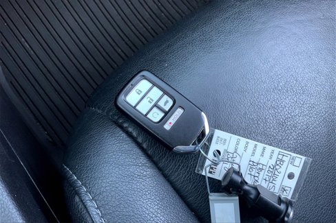 Used 2017 Honda Pilot Touring image 12