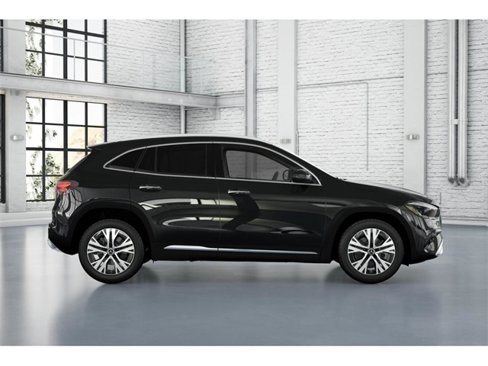 New 2026 Mercedes-Benz GLA 250 4MATIC image 2