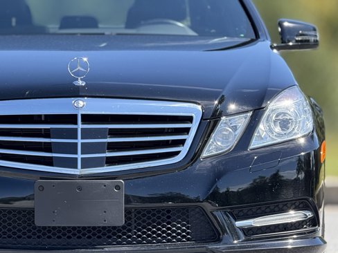 Used 2012 Mercedes-Benz E 350 4MATIC Sedan image 14