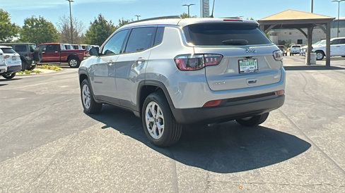 New 2025 Jeep Compass Latitude image 5