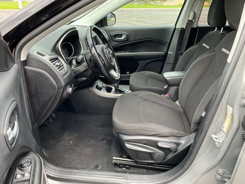 Used 2021 Jeep Compass Sport image 14