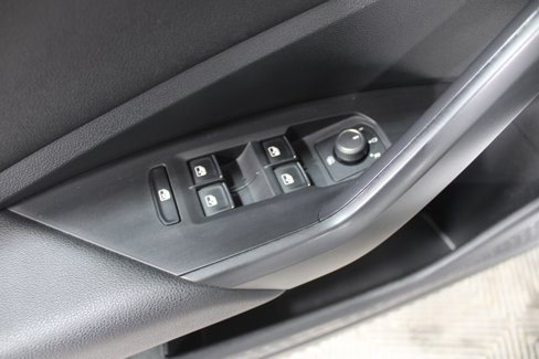 Used 2021 Volkswagen Jetta R-Line w/ R-Line Cold Weather Package image 7