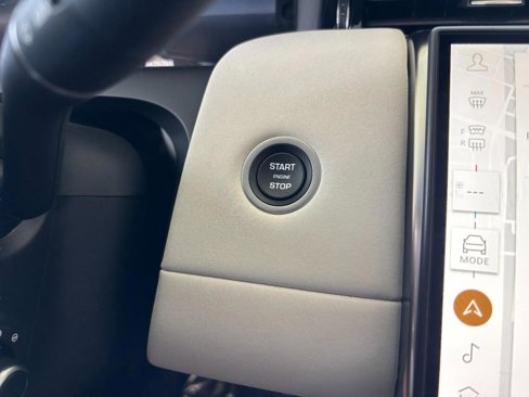 New 2025 Land Rover Discovery Sport S image 26