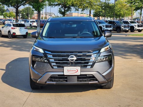 Used 2024 Nissan Rogue SL w/ SL Premium Package image 2