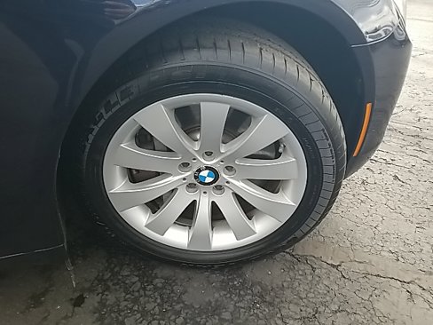 Used 2011 BMW 750i xDrive image 48