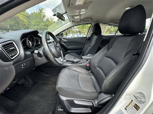 Used 2016 MAZDA MAZDA3 i Sport w/ Preferred Equipment Package image 11