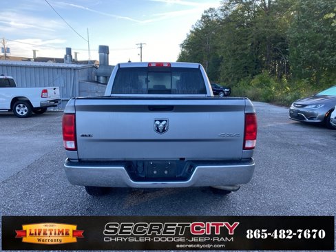 Used 2019 RAM 1500 Classic SLT w/ Luxury Group image 6