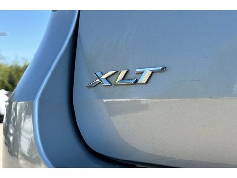 Used 2021 Ford Explorer XLT w/ Equipment Group 202A image 16