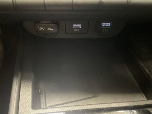 Used 2023 Hyundai Elantra Limited w/ Winter Weather Package image 24