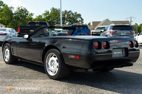 Used 1992 Chevrolet Corvette Convertible image 12