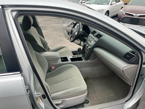 Used 2007 Toyota Camry XLE image 8