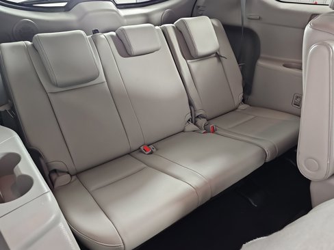 Used 2014 Toyota Highlander Limited image 27
