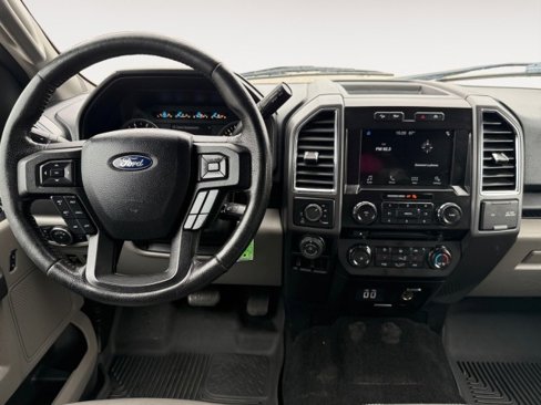 Used 2016 Ford F150 XLT w/ Equipment Group 302A Luxury image 2