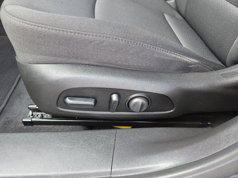 Used 2020 Chevrolet Malibu RS image 11