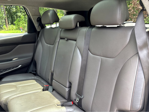 Used 2020 Hyundai Santa Fe Limited image 23