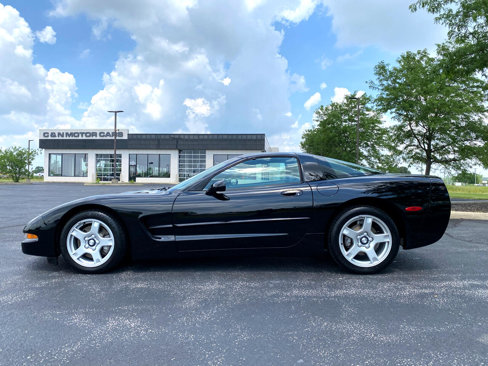 Used 1997 Chevrolet Corvette Coupe image 8