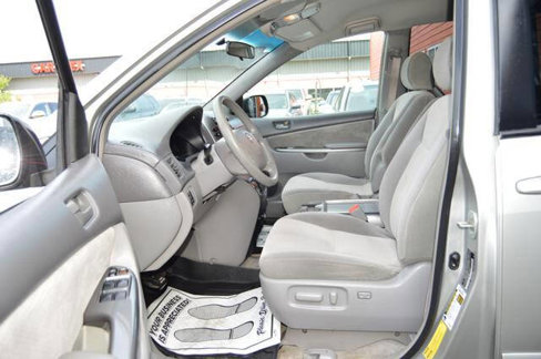 Used 2008 Toyota Sienna LE image 11
