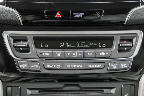Used 2022 Honda Pilot Touring image 10